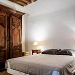 Montmartre Apartments - Marais
