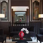 Hotel Eiffel Seine