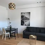 Luxe Parisien - Petit Varenne