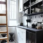 Studio Centre De Paris By Studio Prestige