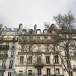 Studio Centre De Paris By Studio Prestige