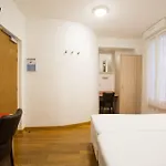 Hotel Darcet