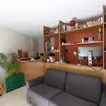 Peaceful Studio With Private Terrace In Montmartre