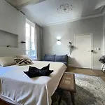 Cozy Studio Champs Elysee Arc De Triomphe 2