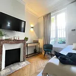 Cozy Studio Champs Elysee Arc De Triomphe 2