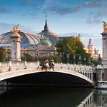 Charming Apartment In Saint-Germain Des Pres