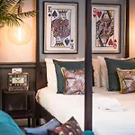 The Royal Elysee Suite