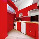 Cozy 2 Bedroom Apartment In Paris
