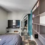 Beautiful Apartment With A Terrace In Le Marais