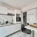 Superbe Studio Refait A Neuf