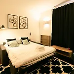 Sacre Coeur - Montmartre City Apartment