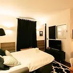 Sacre Coeur - Montmartre City Apartment
