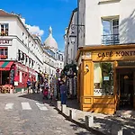 Cosy Studio In Montmartre