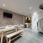 Superbe Loft Avec Patio - Tour Eiffel