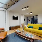 Superbe Loft Avec Patio - Tour Eiffel