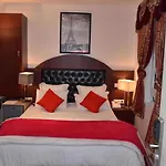 Hotel Regina Montmartre