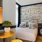 Hotel De Neuve By Happyculture
