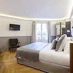 Hotel Petit Lafayette