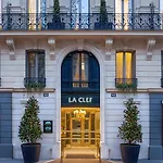 La Clef Tour Eiffel Paris By The Crest Collection