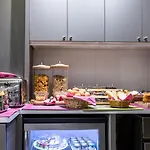 Hotel Antin Trinite