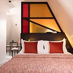 Le 12 Hôtel