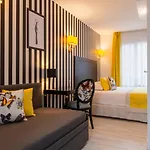 Hotel Riviera Elysees