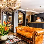 Atelier Montparnasse Hotel