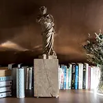 Cour Des Vosges - Evok Collection