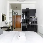 Hsh Studio Tesson