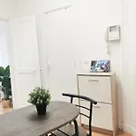 Studio Moderne, Lumineux