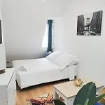 Studio Moderne, Lumineux