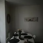 Joli studio central Paris Odéon st germain des près