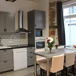 Sweet Virtue-Center Of Paris, 2 Bedroom Apartment