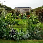 Paris : Superbe 2 Pieces Jardin Des Plantes.