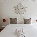 Exceptional Apartment In The Heart Of Paris - Welkeys