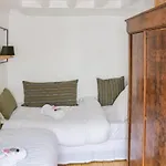 Exceptional Apartment In The Heart Of Paris - Welkeys