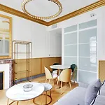 Pick A Flat\'S Apartments In Champs Elysees - Rue Du Colisee