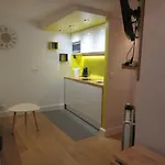 Cosy Studio Of 17 Square Meters At Place Monge 75005