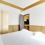 Pick A Flat\'S Apartments In Champs Elysees - Rue Du Colisee