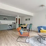 Branded New 4 Bdrs Flat - Huge Terrace - Prime Loc