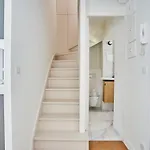 Apartment Louvre Museum By Studio Prestige