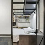 Atelier D\'Artiste 3 Personnes Quartier St Placide By Weekome