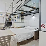Atelier D\'Artiste 3 Personnes Quartier St Placide By Weekome