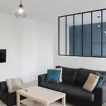 Brand New Parisian Nest Near The Arc De Triomphe