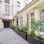Superbe Maisonnette Neuve Au Coeur De Paris