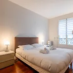 Veeve - Pompidou Hideaway
