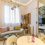 Le Studio Des Champs Elysees