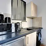 Cozy Apartment - 1Br-2P -Place D \'Italie