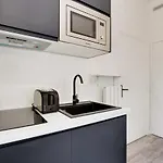 Amazing Apartment-2P-Sacre Coeur-Poissonniers-2