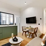 Chic Apartment - 1Br-4P - Facing The Louvre